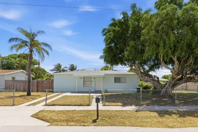 1410 NW 1st Court 1