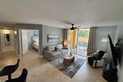 123 Yacht Club Way #207 1