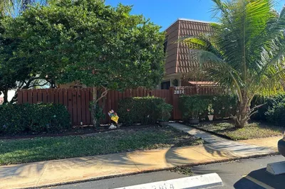 2814 Waterford Drive #2814 1