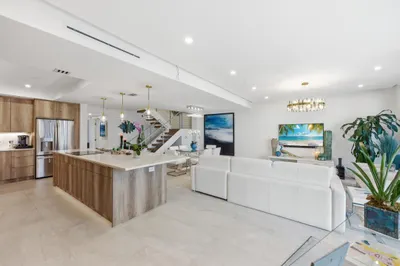 3972 N Ocean Drive #5 1