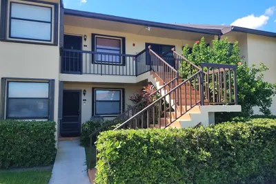 4693 Lucerne Lakes Boulevard #202 1
