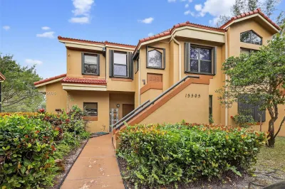 15505 N Miami Lakeway N #201 1