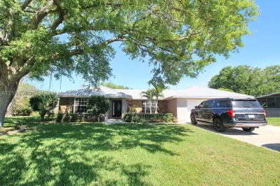 400 SW 85th Avenue 1