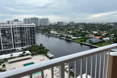 1965 S Ocean Drive #16P 1