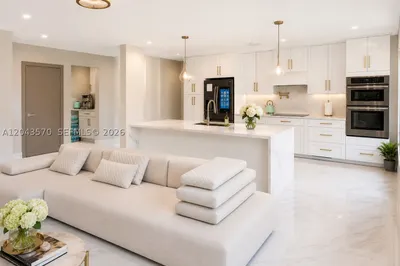 85 Gables Blvd #- 1