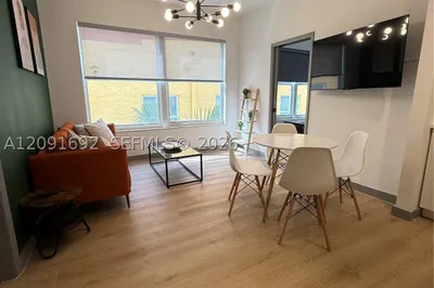 1320 Drexel Ave #302 1