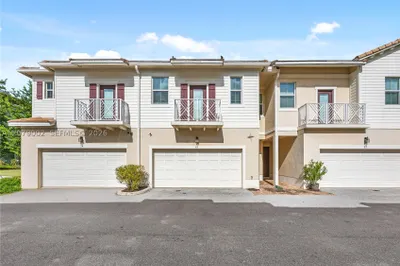 83 Palm Ln 1