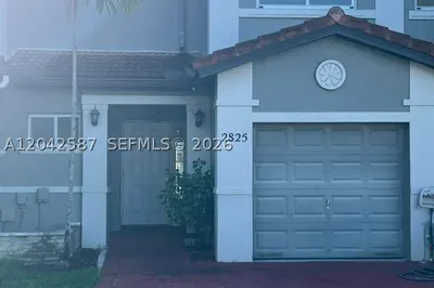2825 SW 127th Way 1