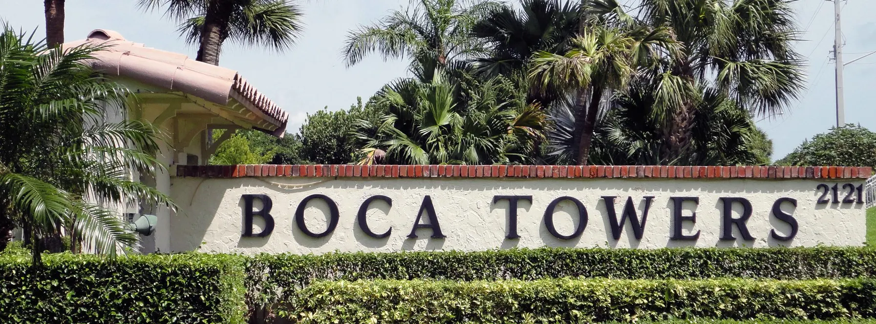 Boca Towers: Waterfront Living with Classic Charm in East Boca Raton