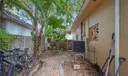 600 93rd St Photo