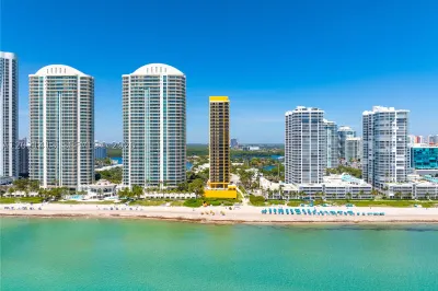 16275 Collins Ave #1703 1