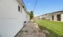 76 W 14 St Photo