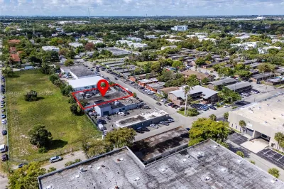 834 NW 10th Terr 1