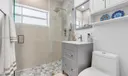 301 Hampton Ln Photo