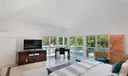 255 Harbor Dr Photo