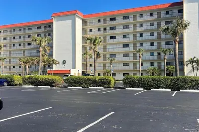 10152 S Ocean Drive #511 B 1