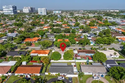 225 SW 102nd Pl 1