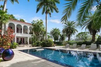 16 Palm Ave 1