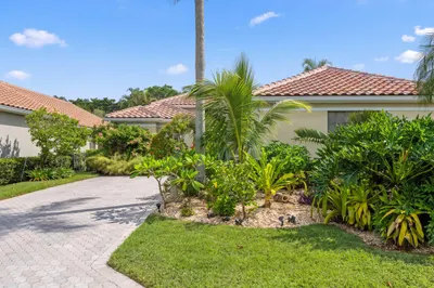10080 Dover Carriage Lane 1