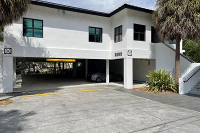 2505 NW 2nd Avenue 1