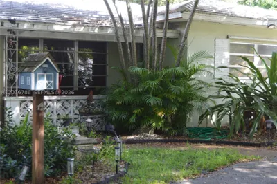 11429 NE 11th Pl 1
