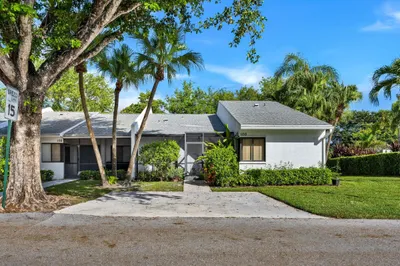 100 Sunshine Boulevard 1