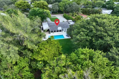 12500 Alamanda Dr 1