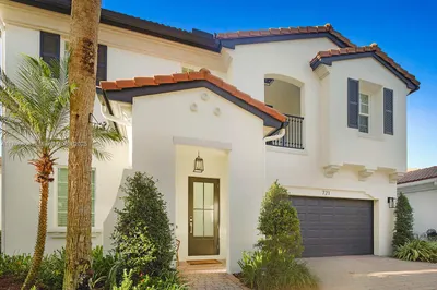 721 Bocce Ct