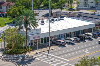 12985 W Dixie Hwy 1