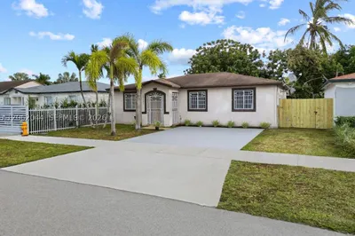28901 SW 150th Pl 1
