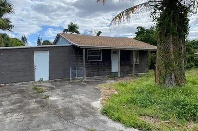 3696 Coconut Road 1