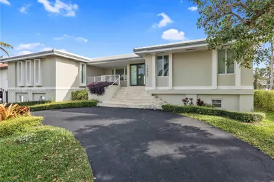 13005 Zambrana St 1