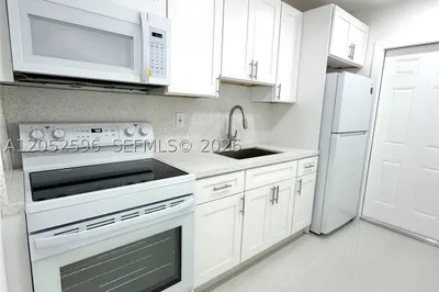 417 NW 7th Ter #2 1