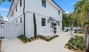 824 N Lakeside Drive Photo