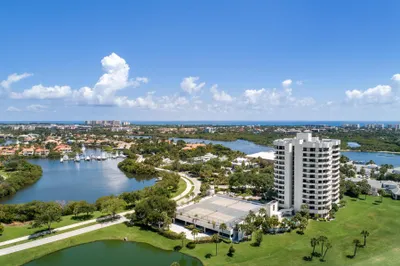 3322 Casseekey Island Road #301 1