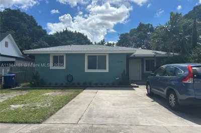 3046 NW 66th St 1