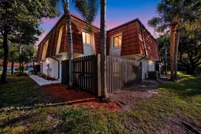 2216 WHITE PINE Circle #D 1