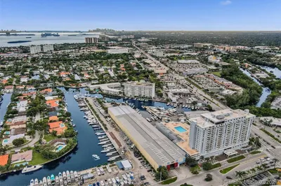13499 Biscayne Blvd #811 1