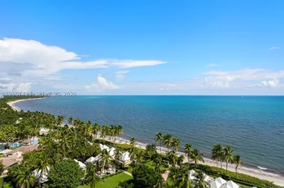 881 Ocean Dr #13H 1