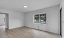 301 E 35th St Photo