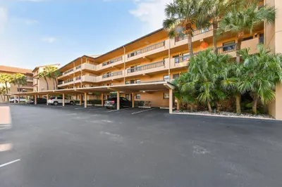 1036 US Highway 1 #123 1