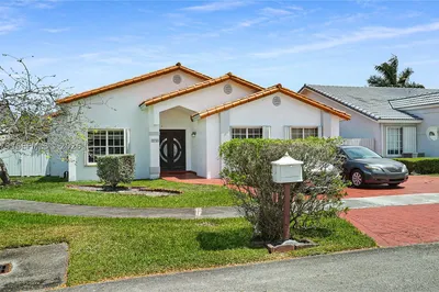 13755 SW 19th Ter 1