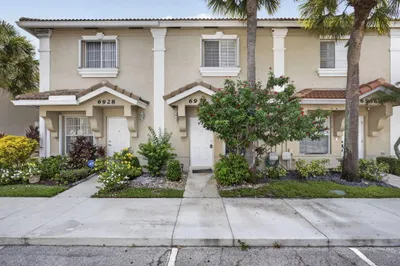 6932 Stoney Creek Circle 1