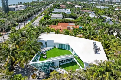 480 Ocean Blvd 1