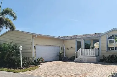 113 E Harbor Drive 1