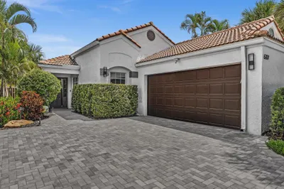 6207 La Vida Terrace 1