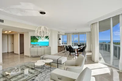 3100 N Ocean Boulevard #808 1