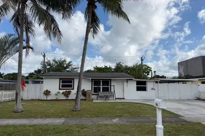 6250 SW 39th Street 1