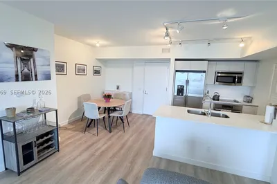 4250 Biscayne Blvd #1617 1