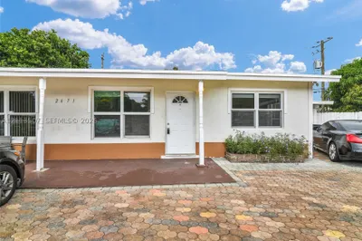 2671 NE 18th Ter #2 1